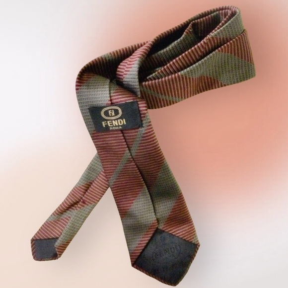 VINTAGE Fendi Roma Diagonal Striped Silk Tie - Picture 6 of 10